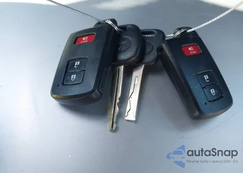 2019 Toyota Tacoma from USA, damaged, VIN 3TMCZ5AN2KM217186